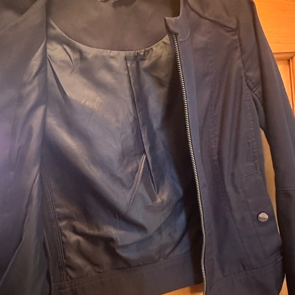 Athleta Women's XS Navy Blue Athleisure Bomber Utility Jacket - Picture 3 of 7